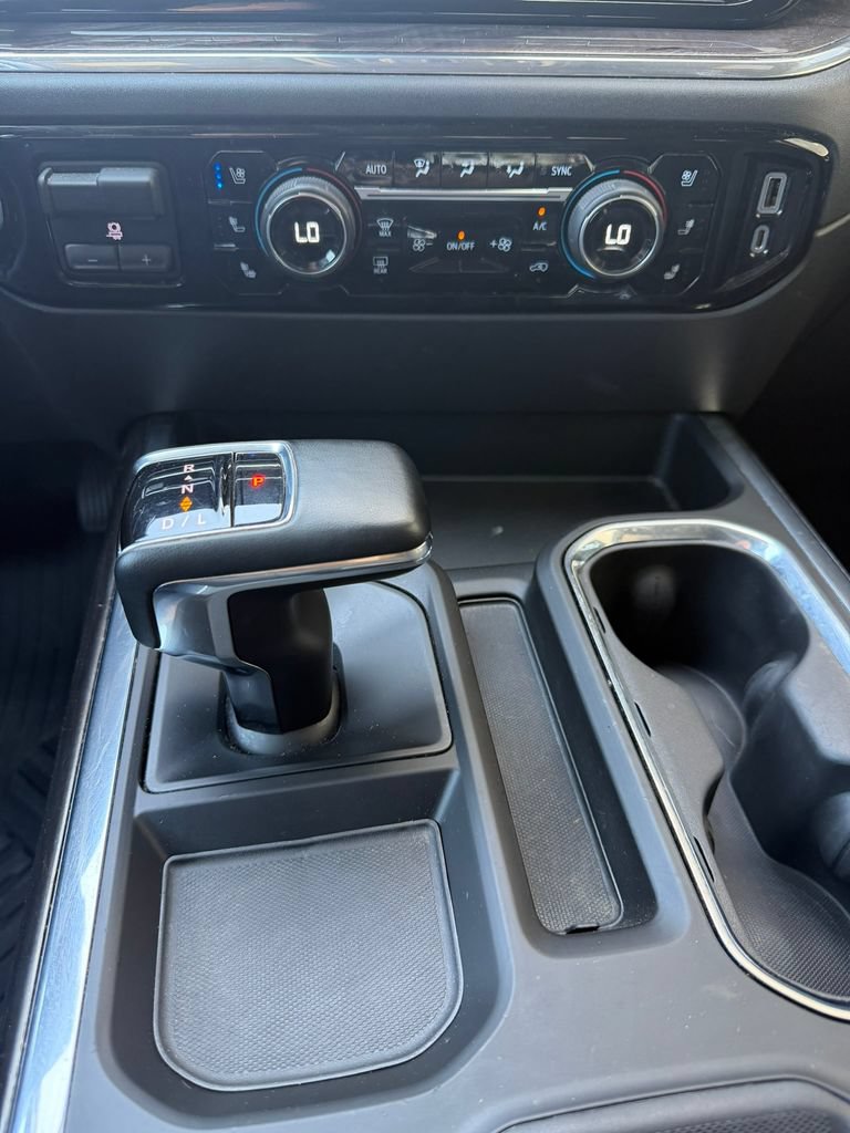 Used 2023 Chevrolet Silverado 1500 LTZ w/ LTZ Convenience Package II AWD/4WD image 16