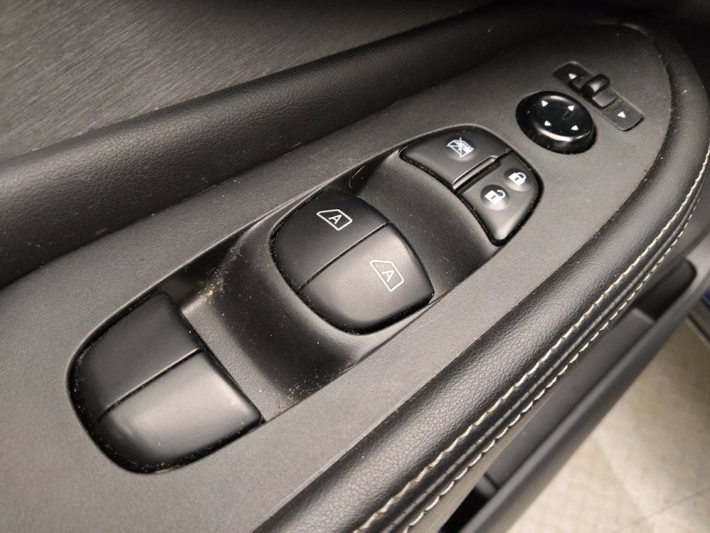 Used 2022 Nissan Murano S image 27