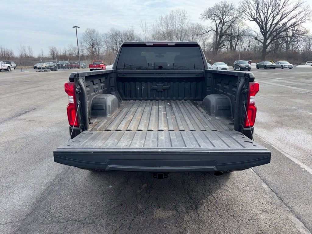 Used 2019 Chevrolet Silverado 1500 Custom w/ Custom Value Package image 5