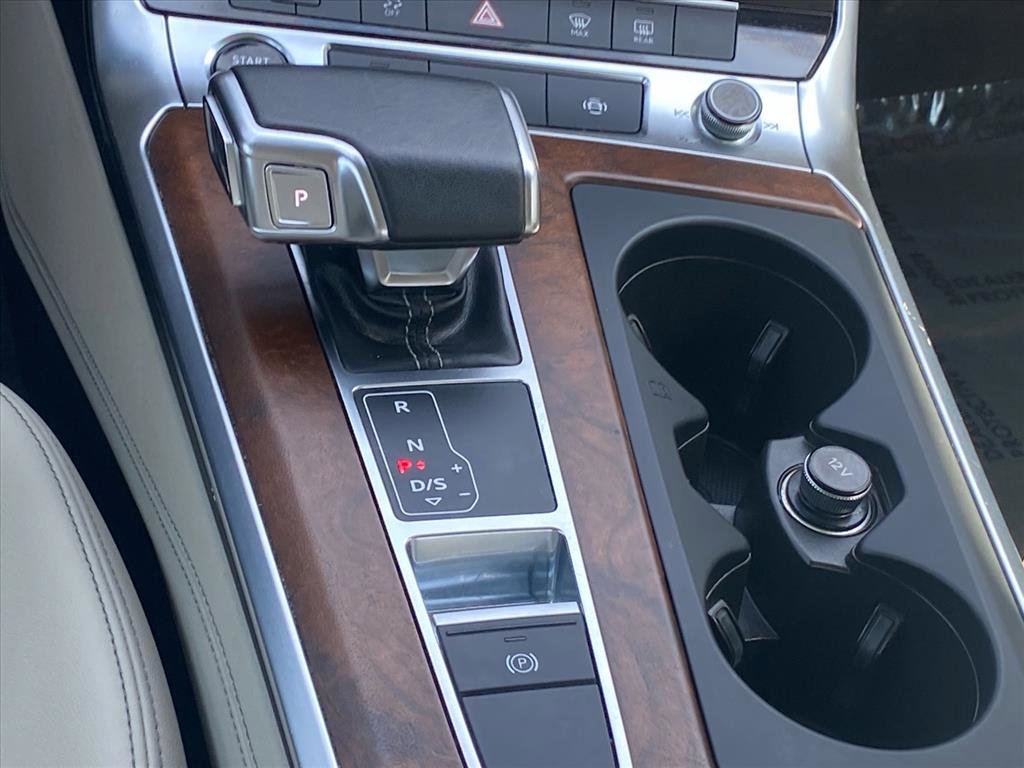 Used 2023 Audi A6 Premium Plus w/ Premium Plus Package image 11