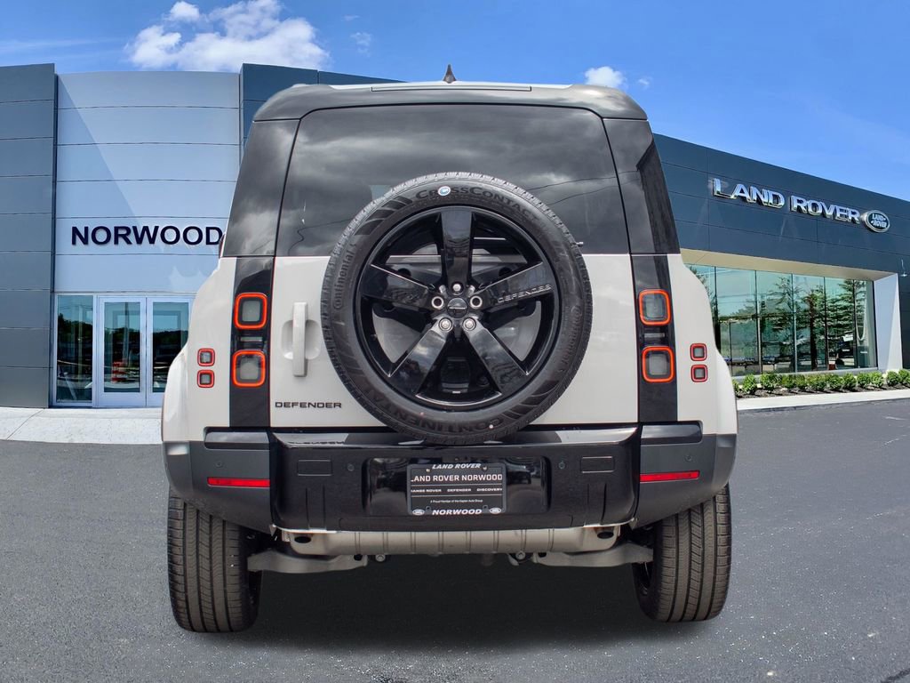 New 2026 Land Rover Defender 110 S image 5