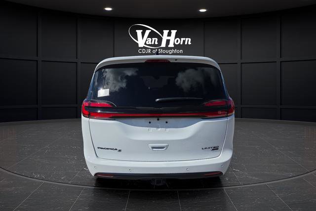 New 2026 Chrysler Pacifica Limited w/ S Appearance Package AWD/4WD image 14