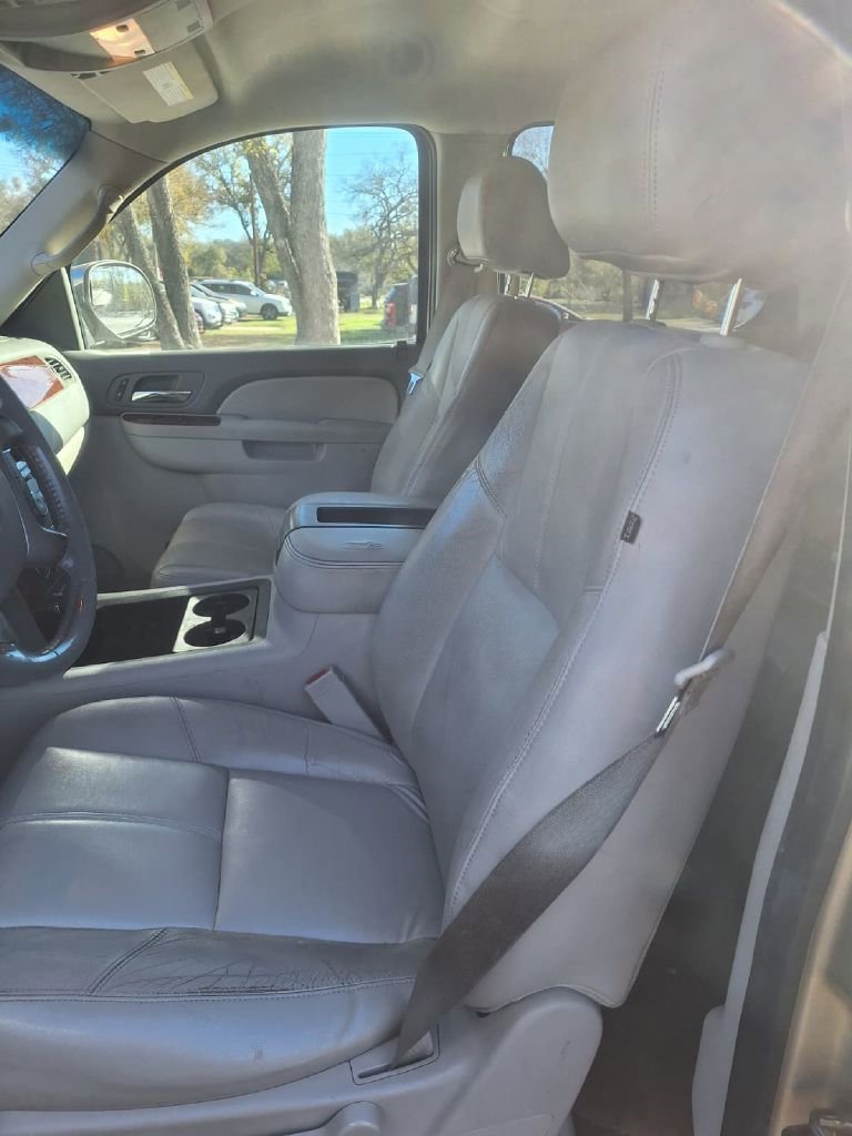 Used 2013 Chevrolet Tahoe LT w/ Texas Edition image 14