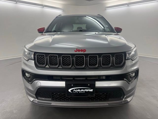 Used 2023 Jeep Compass Limited image 3