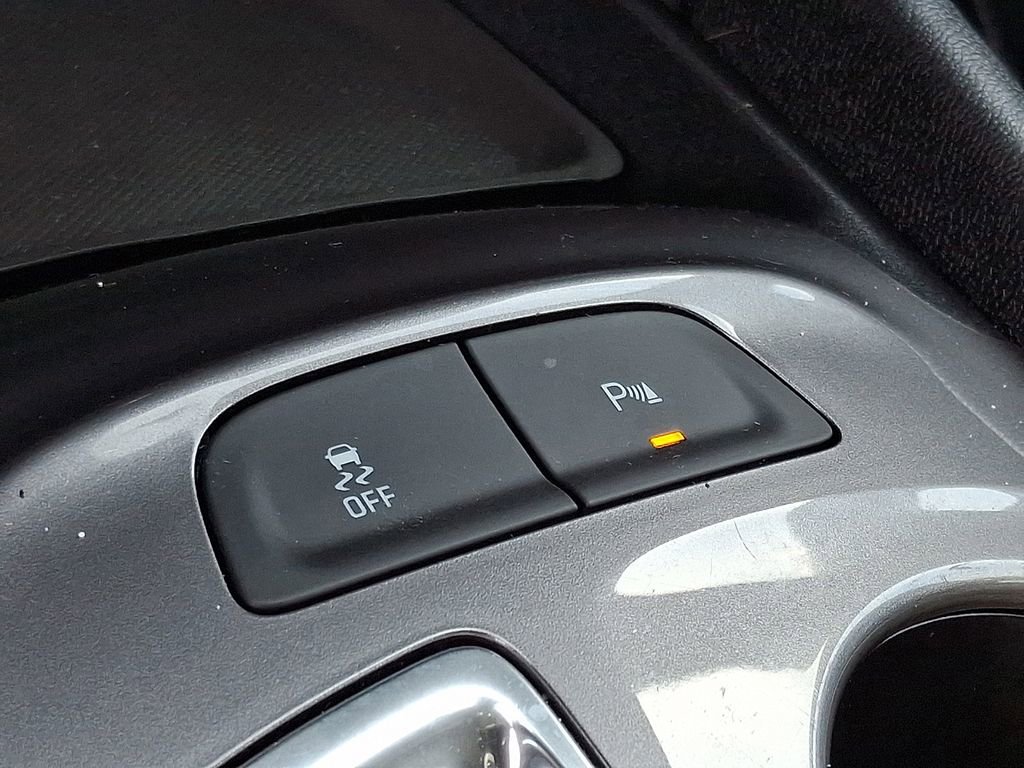 Used 2024 Chevrolet Malibu RS image 24