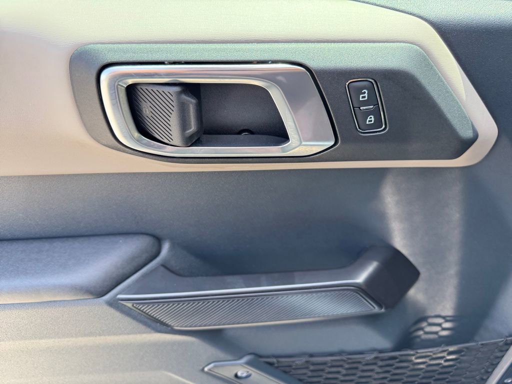 Used 2024 Ford Bronco Wildtrak image 20