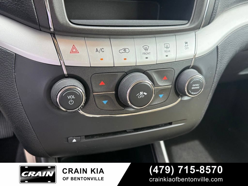 Used 2015 Dodge Journey American Value Package w/ Flexible Seating Group FWD image 16
