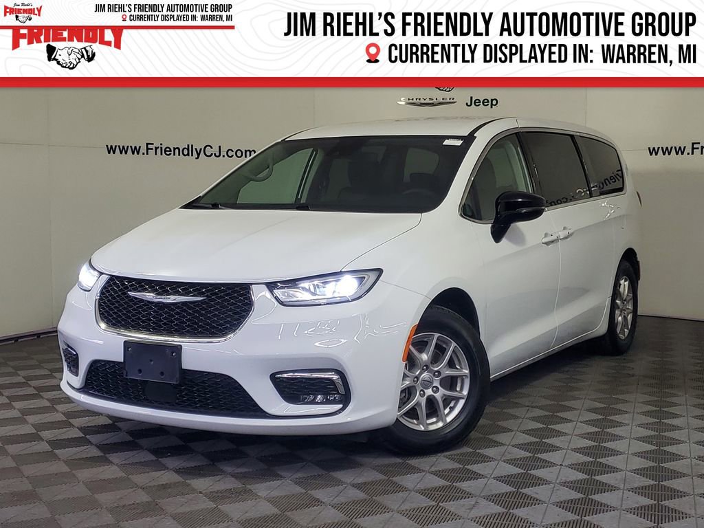 Used 2024 Chrysler Pacifica Touring-L