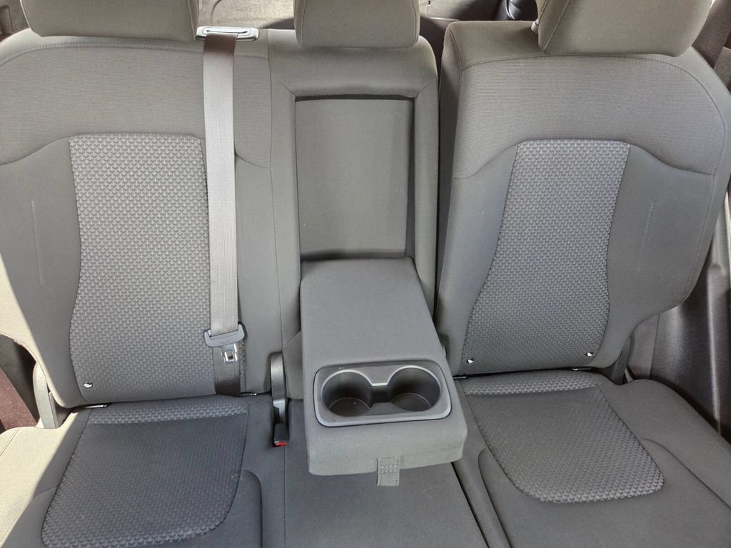 Used 2026 Kia Sportage LX FWD image 30