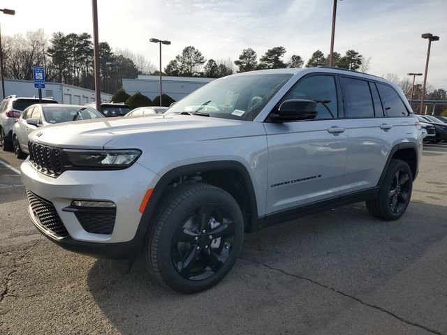 New 2025 Jeep Grand Cherokee Limited w/ Black Appearance Package video 3