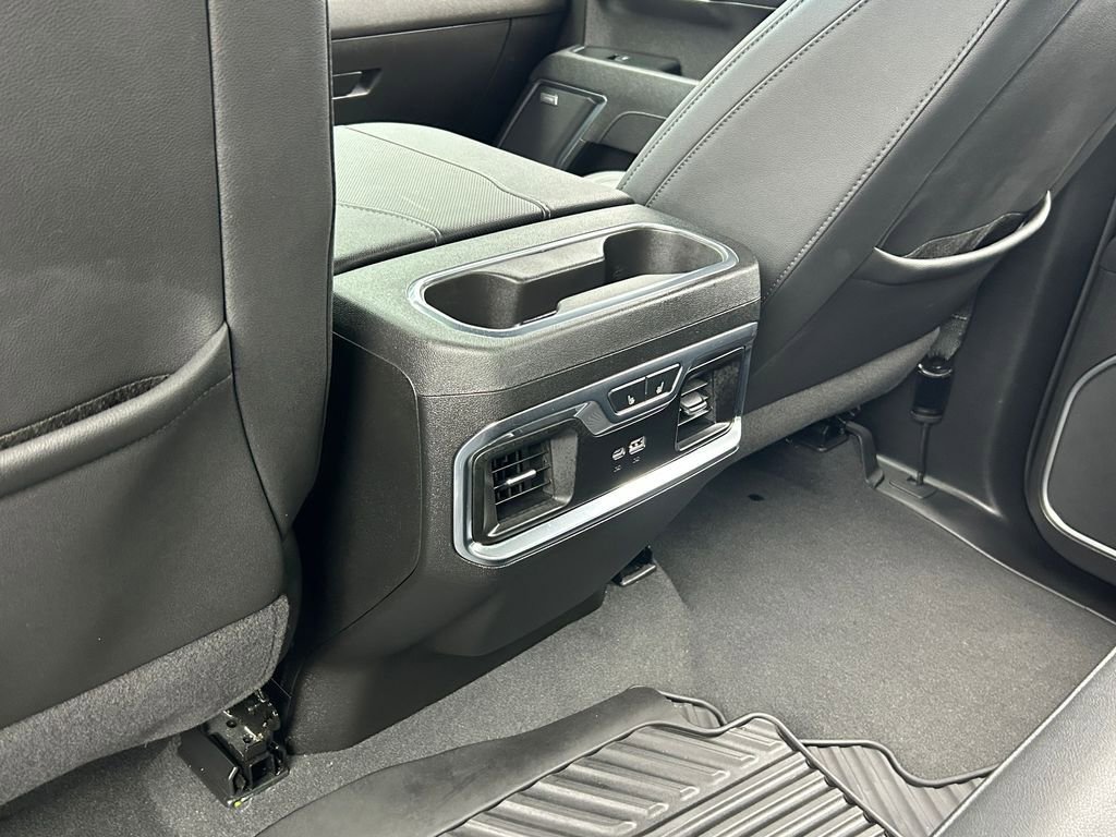 Used 2025 Chevrolet Silverado 1500 LTZ w/ Technology Package RWD image 42
