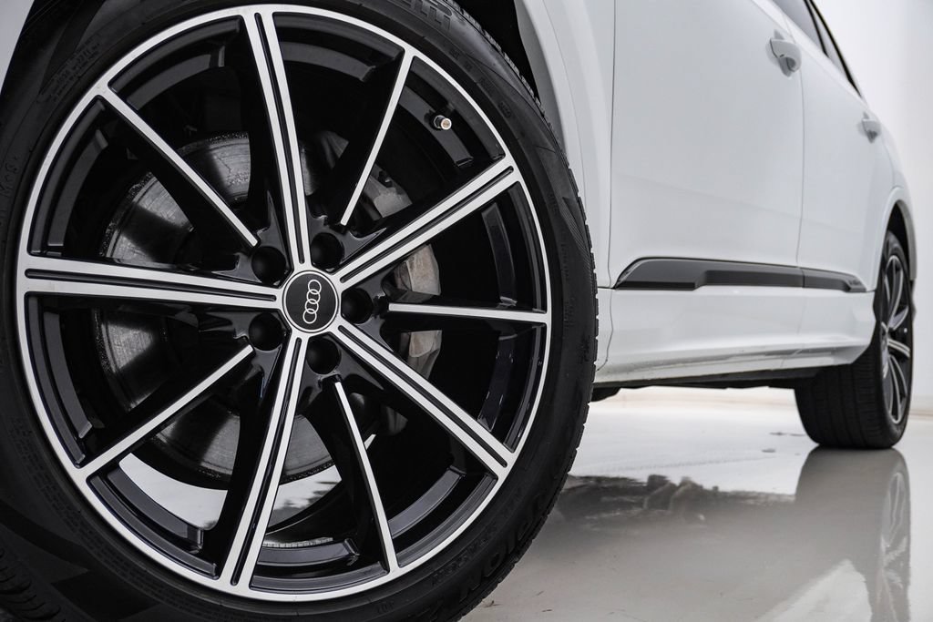 Used 2023 Audi Q7 3.0T Premium Plus AWD/4WD image 5