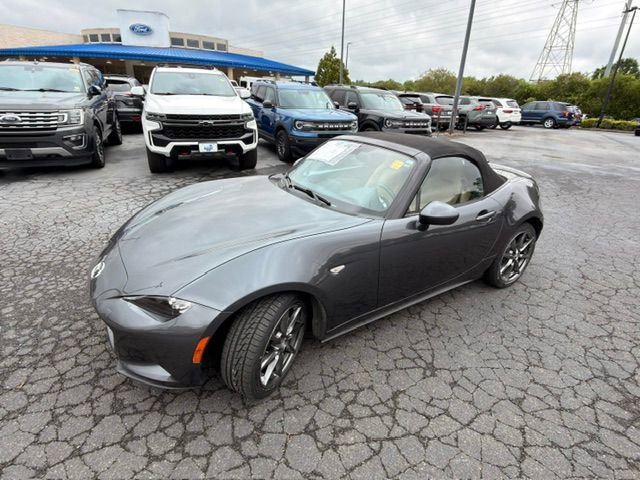Used 2016 MAZDA MX-5 Miata Grand Touring RWD image 14