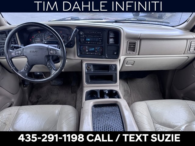 Used 2006 GMC Yukon XL SLT w/ SLT Preferred Equipment Group image 2