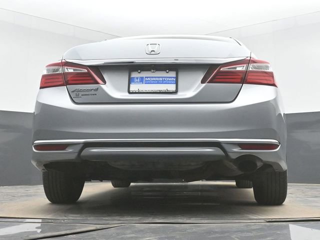 Used 2017 Honda Accord LX image 42