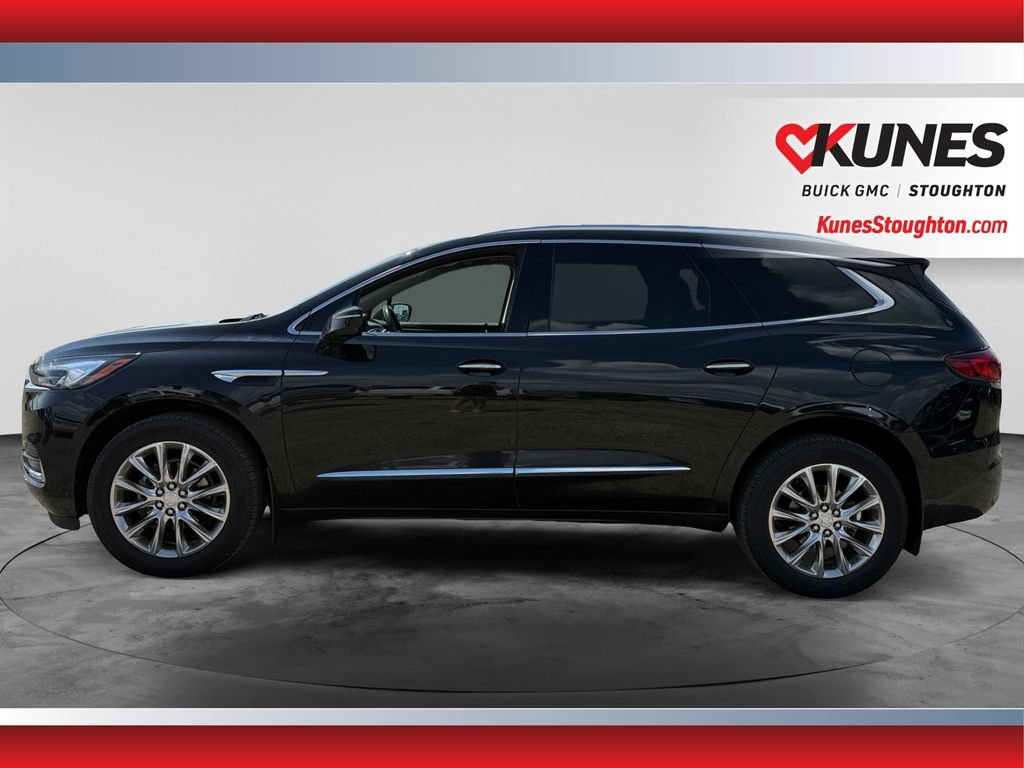 Used 2021 Buick Enclave Premium w/ Surround and Sites Package AWD/4WD image 4