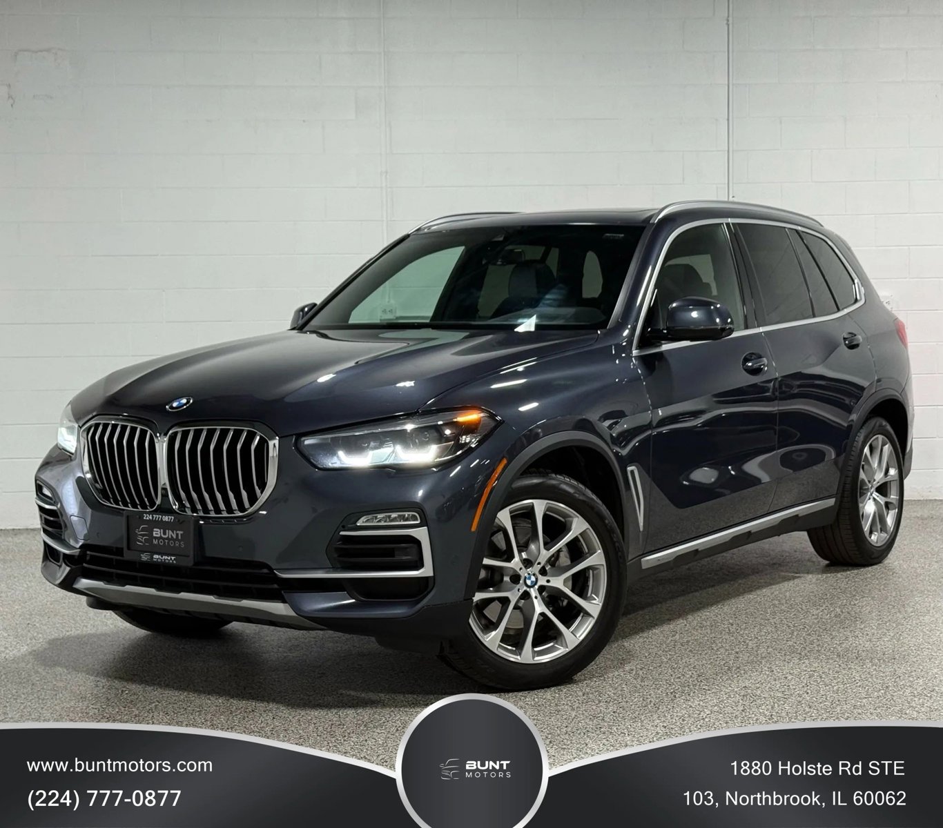 Used 2021 BMW X5 xDrive40i w/ Premium Package 2