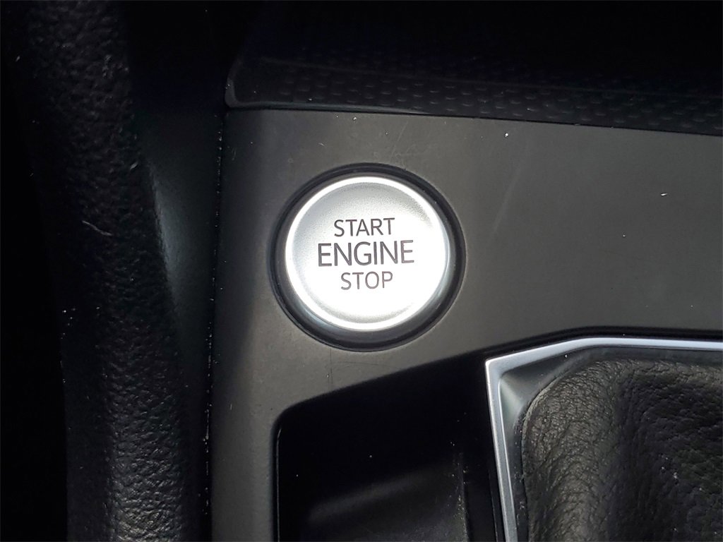 Used 2022 Volkswagen Taos SE image 83