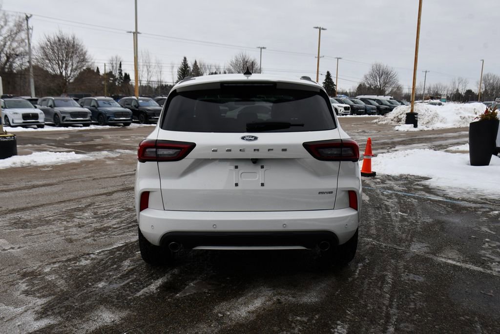 Used 2023 Ford Escape ST-Line Elite image 5