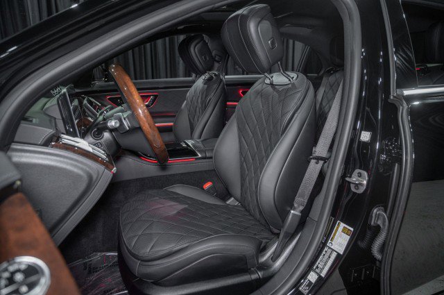 Used 2026 Mercedes-Benz S 580 4MATIC Sedan image 12