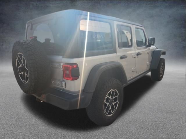 Used 2024 Jeep Wrangler Unlimited Rubicon w/ Convenience Group AWD/4WD image 10
