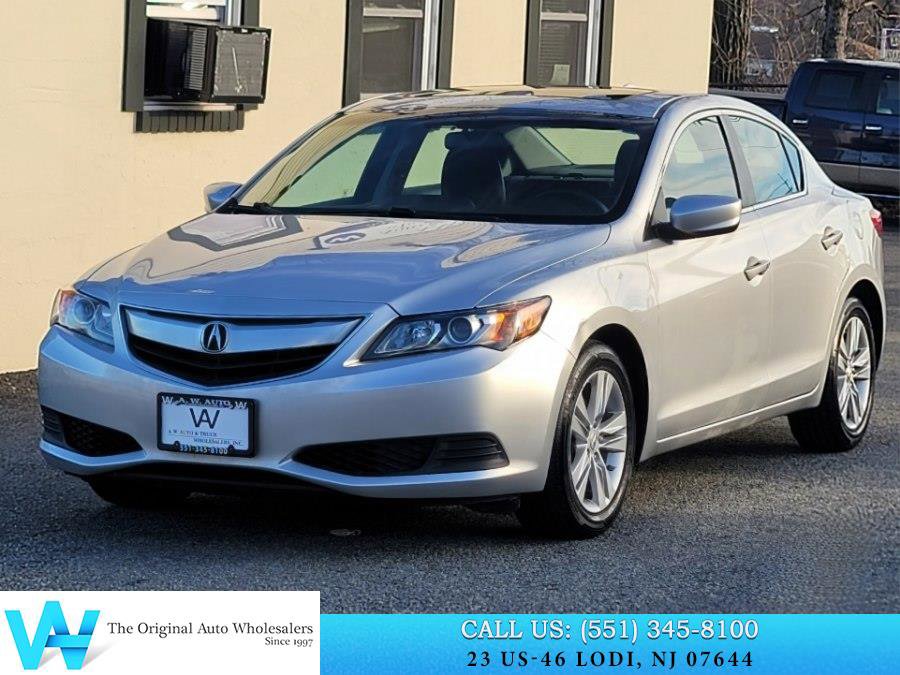Used 2013 Acura ILX 4dr Sdn 2.0L image 3