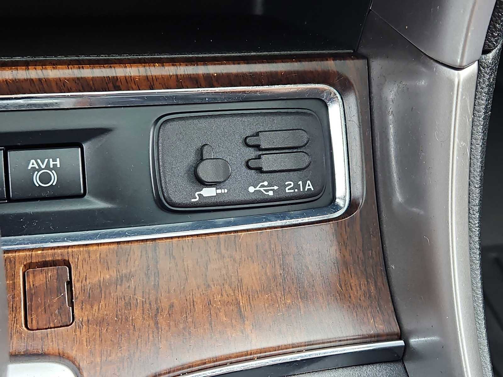 Used 2020 Subaru Ascent Touring image 19