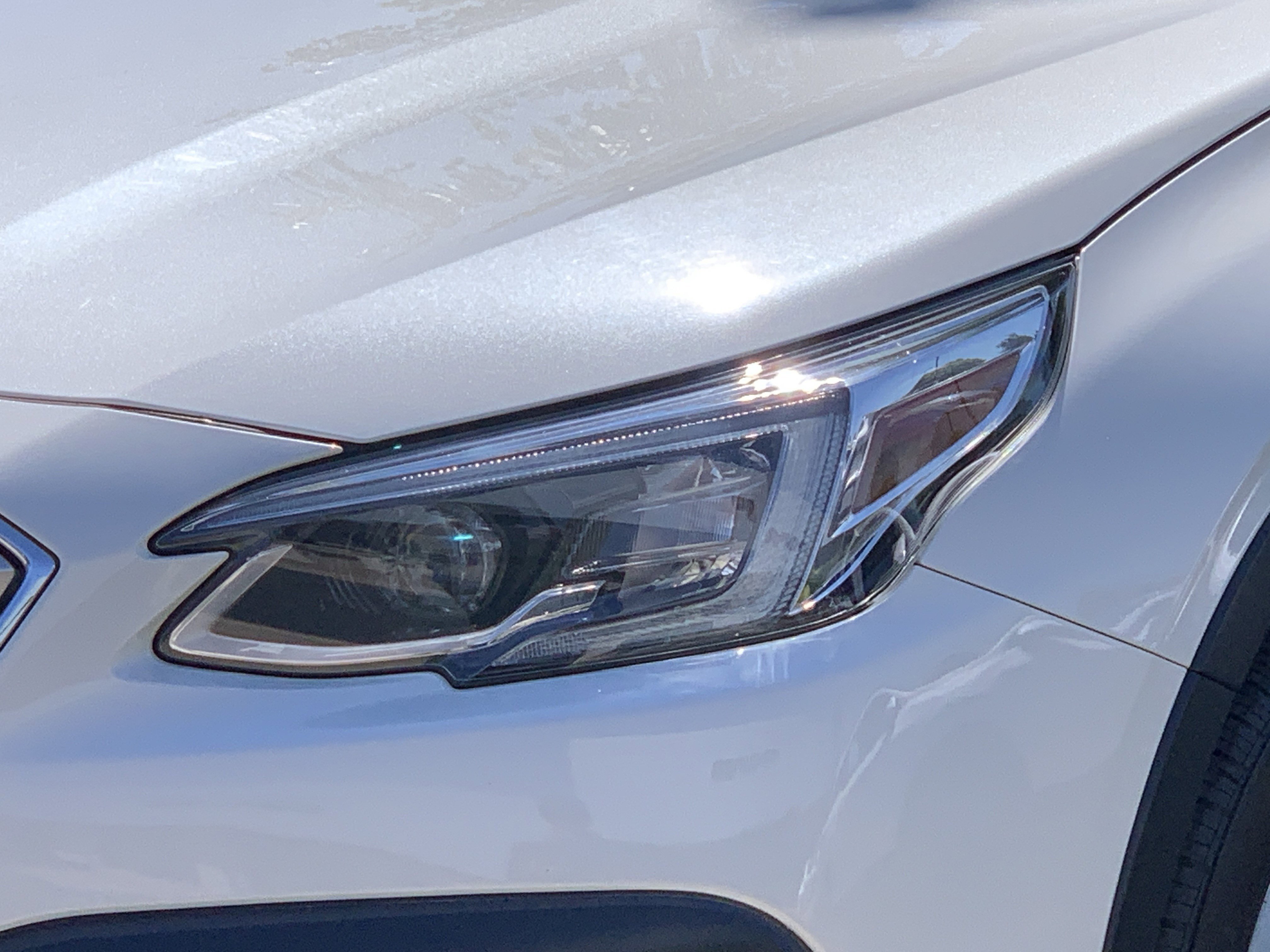 Used 2020 Subaru Outback Touring XT AWD/4WD image 6
