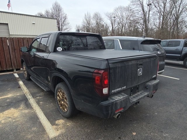 Used 2021 Honda Ridgeline Black Edition image 5