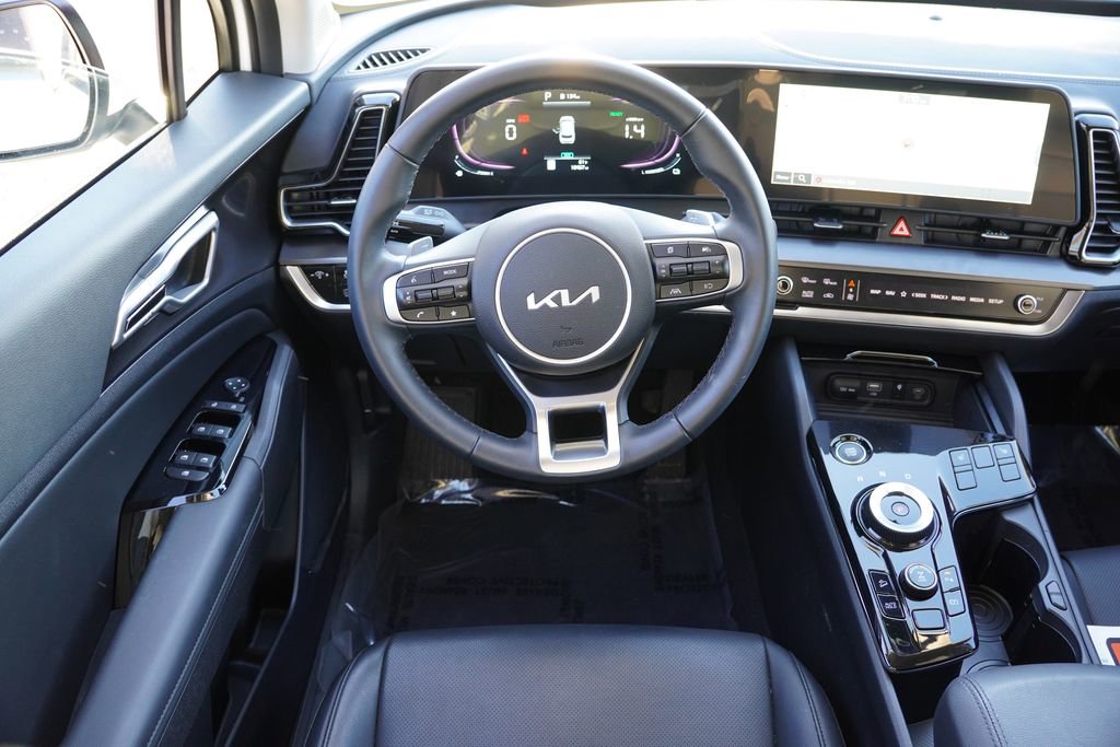 Certified 2025 Kia Sportage EX AWD/4WD image 18