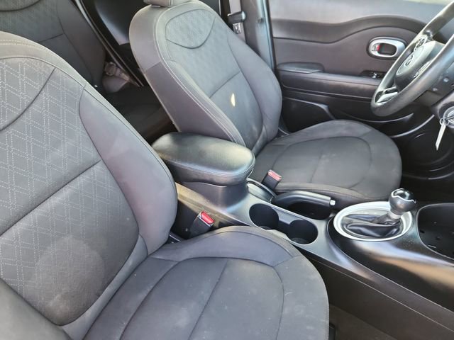 Used 2019 Kia Soul image 18