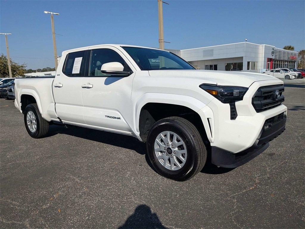 Used 2024 Toyota Tacoma SR5 image 2