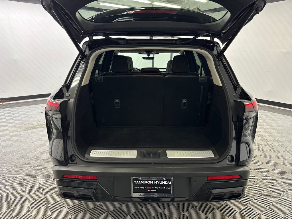 Used 2023 INFINITI QX60 Pure image 21