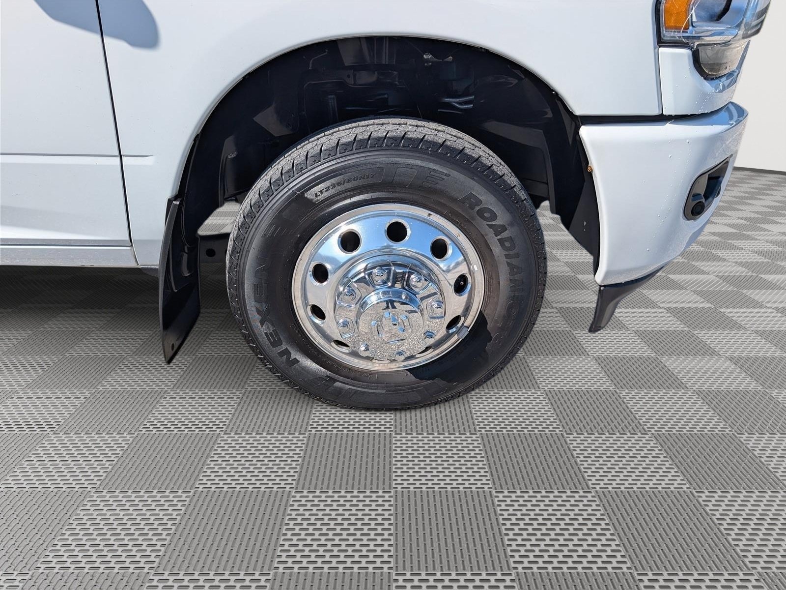 Used 2019 RAM 3500 Big Horn RWD image 9