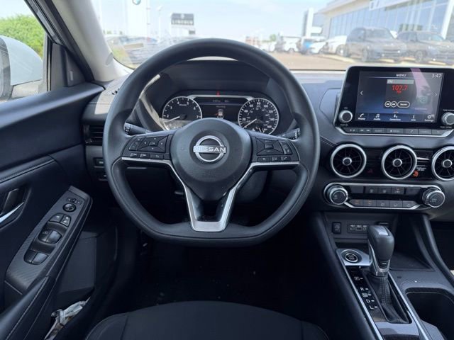 Used 2024 Nissan Sentra SV FWD image 23