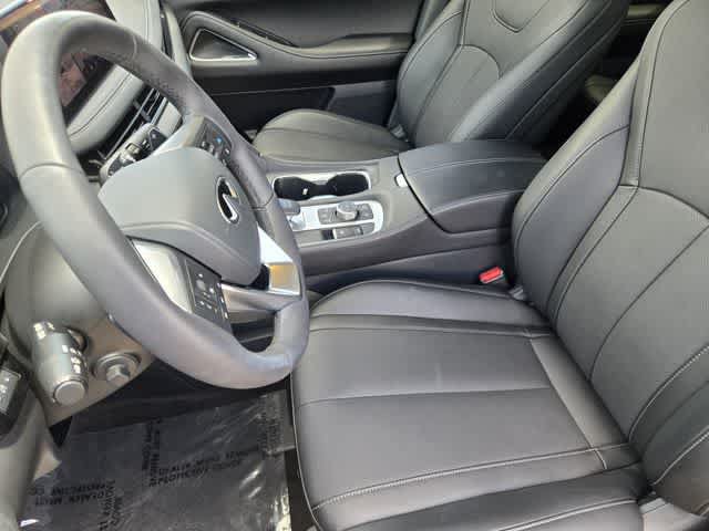 Certified 2027 INFINITI QX60 Luxe w/ Cargo Package FWD image 10