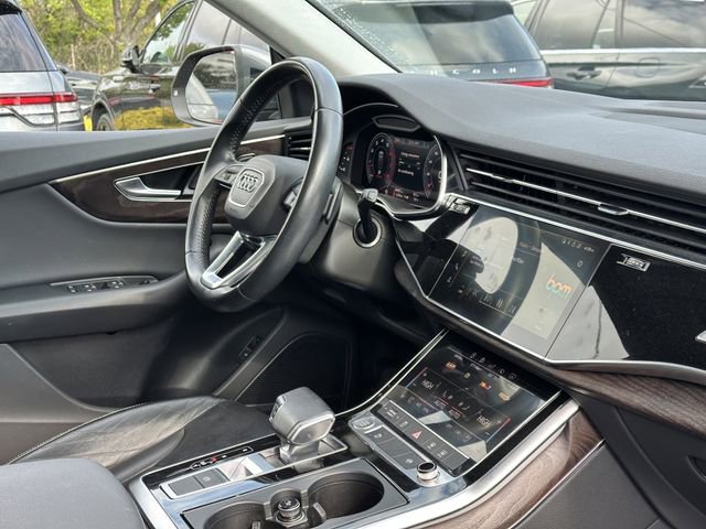 Used 2020 Audi Q8 Premium Plus image 32