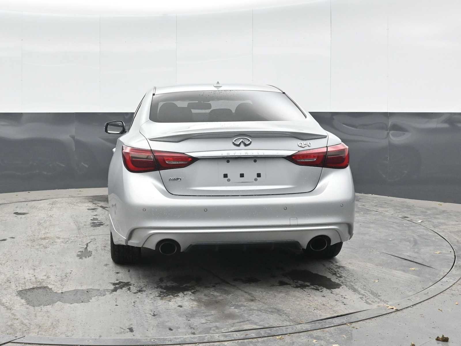 Used 2020 INFINITI Q50 Luxe w/ Essential Package (3.0T Luxe) AWD/4WD image 11