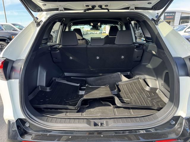 Used 2022 Toyota RAV4 SE w/ SE Grade Weather Package image 9