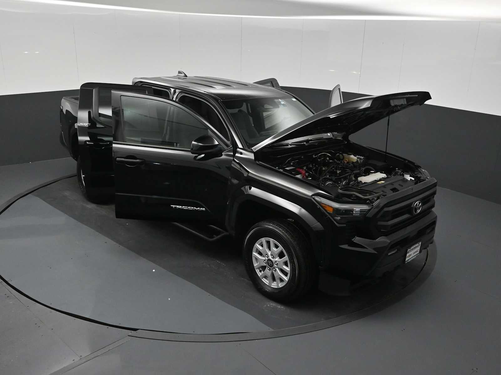 Used 2025 Toyota Tacoma SR5 RWD image 26