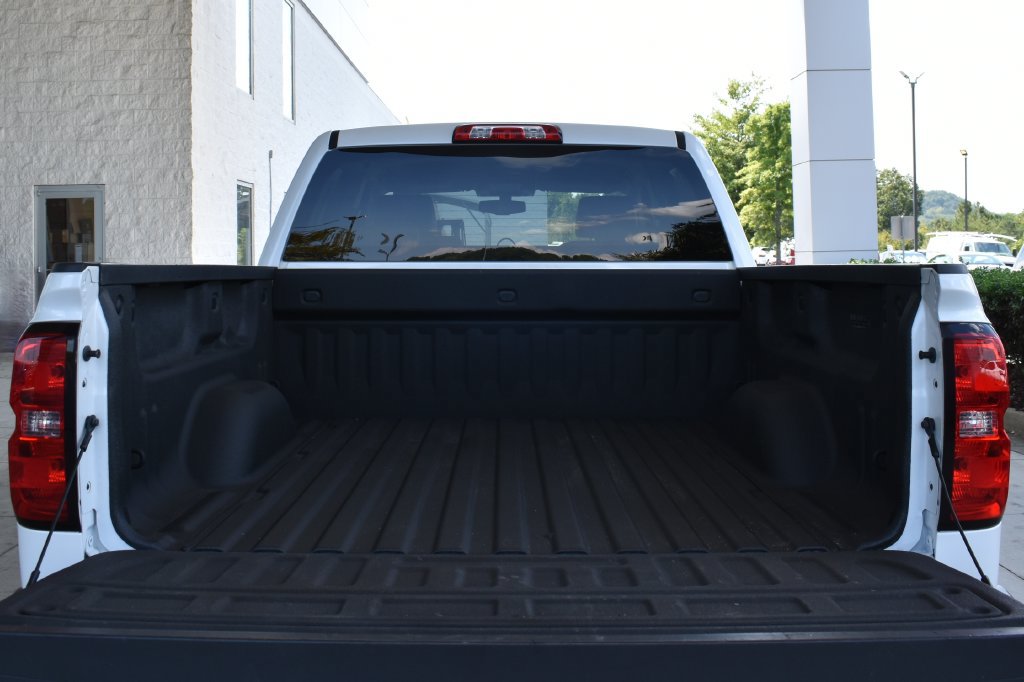 Used 2017 Chevrolet Silverado 1500 LT w/ All Star Edition AWD/4WD image 11
