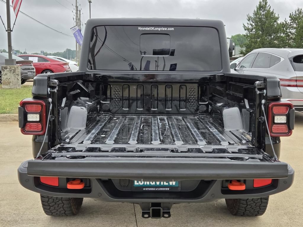 Used 2024 Jeep Gladiator Mojave w/ Safety Group AWD/4WD image 9