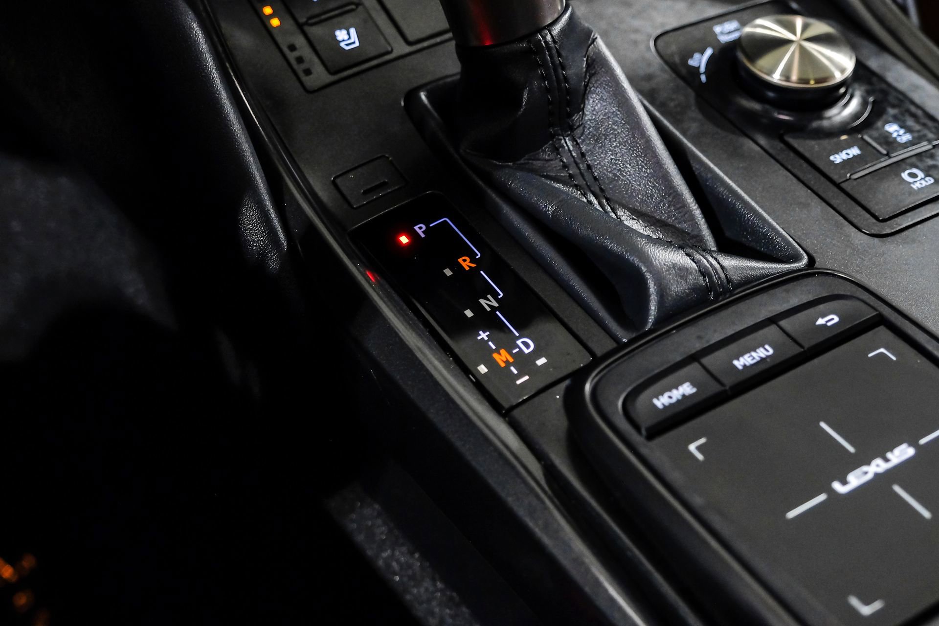 Used 2024 Lexus IS 300 w/ Comfort Package image 28