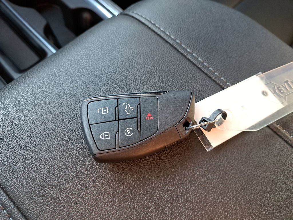 Used 2025 Chevrolet Silverado 1500 LT Trail Boss w/ Convenience Package II image 31