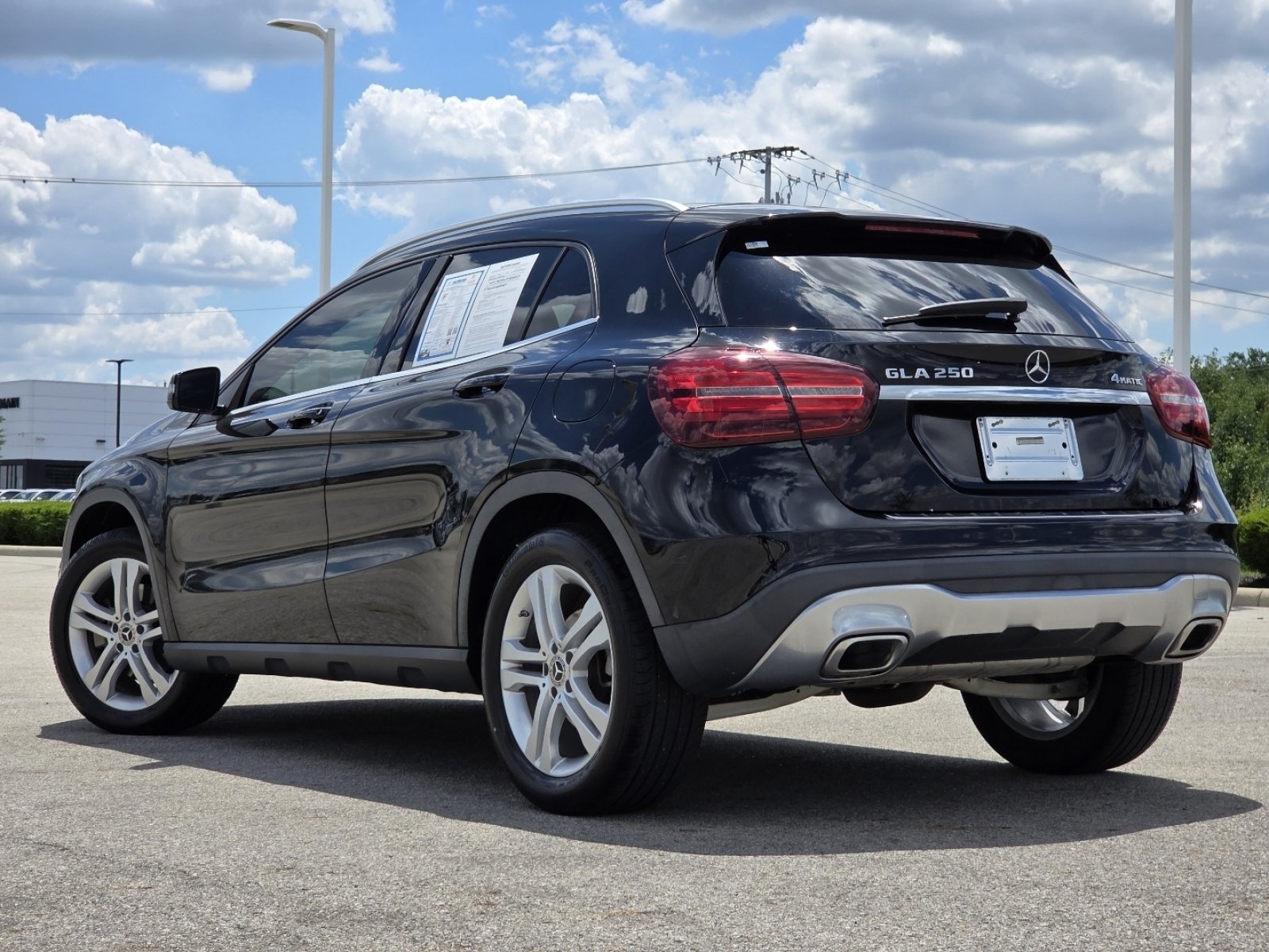 Used 2020 Mercedes-Benz GLA 250 4MATIC image 17