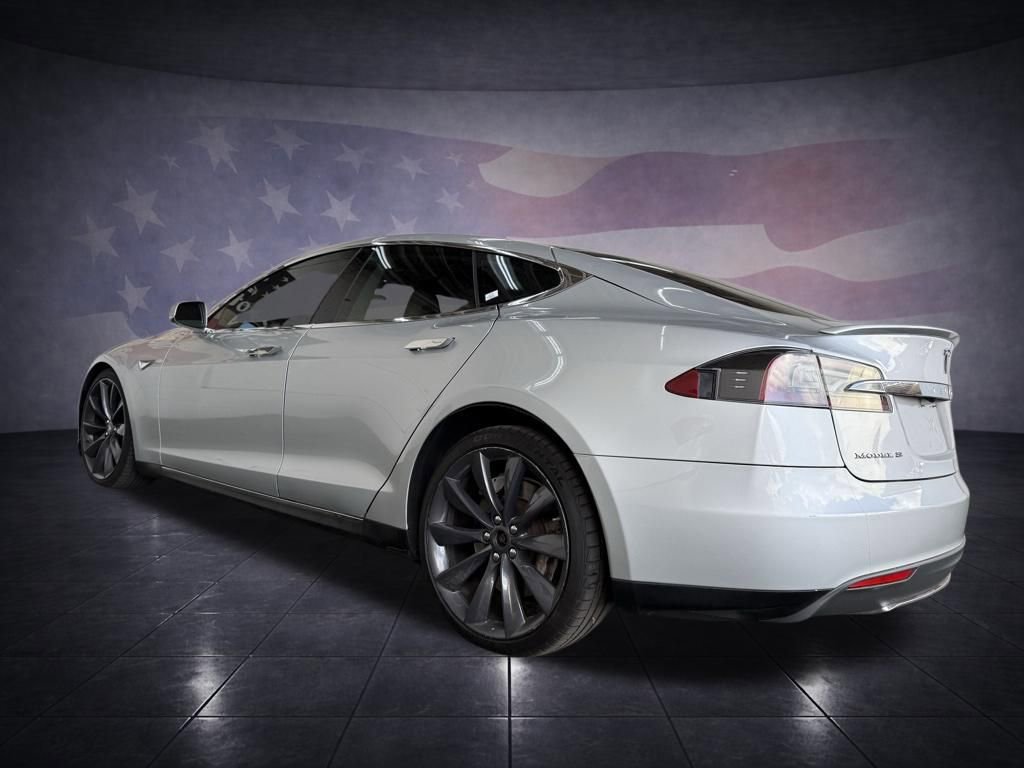 Used 2012 Tesla Model S Signature Performance image 18