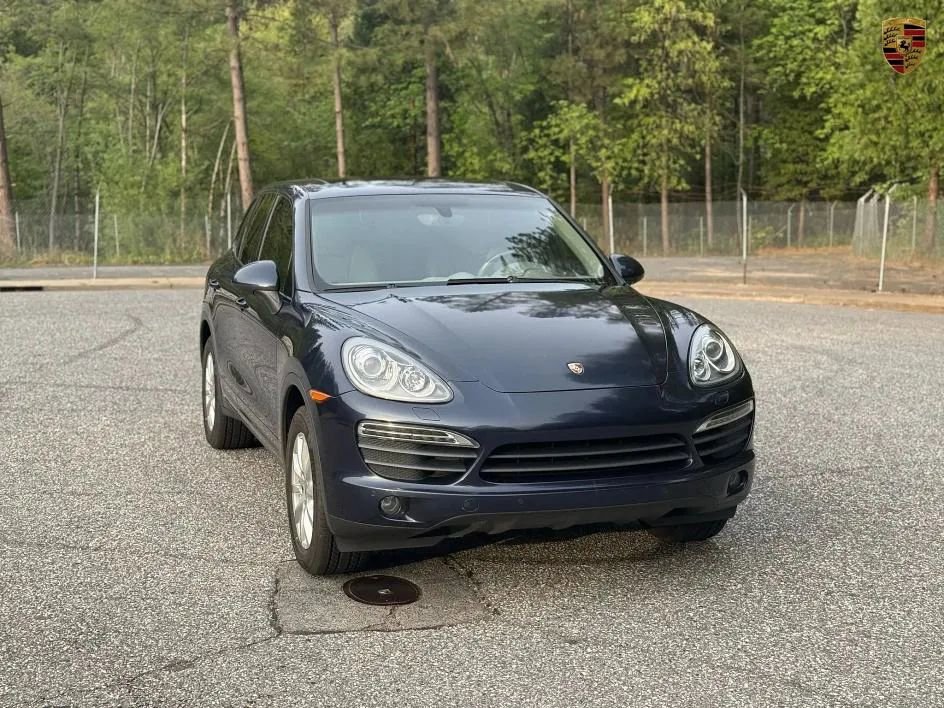 Used 2012 Porsche Cayenne S image 11