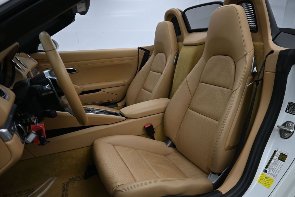 Certified 2017 Porsche 718 Boxster RWD image 5