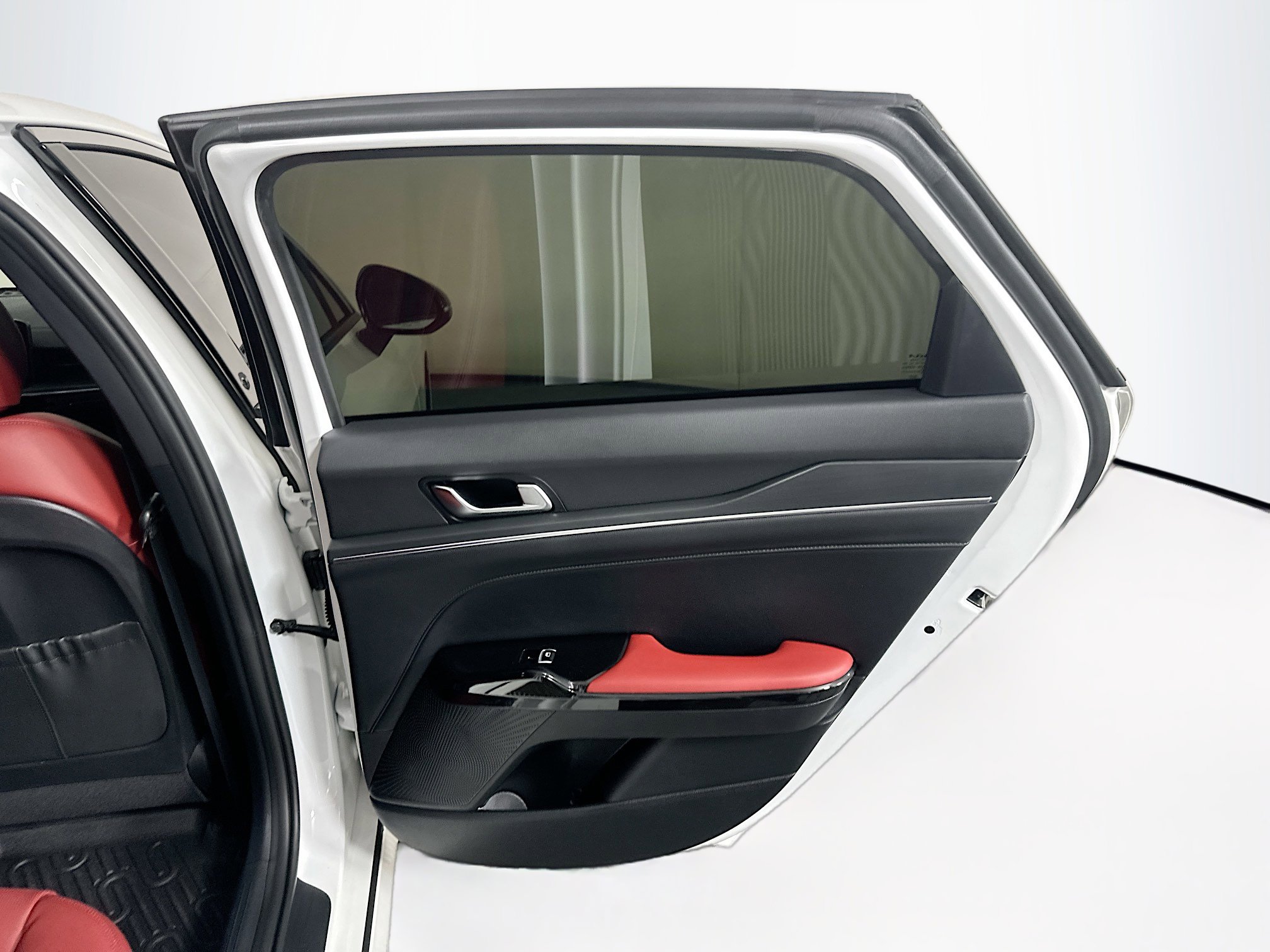 Used 2025 Kia K5 GT-Line w/ GT-Line Premium Package image 30