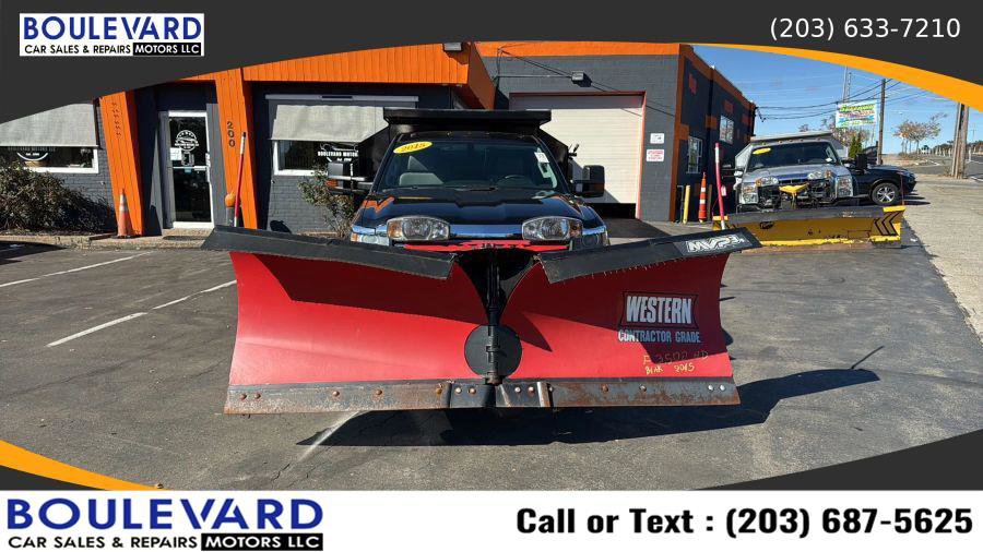 Used 2015 Chevrolet Silverado 3500 W/T w/ WT Convenience Package image 2